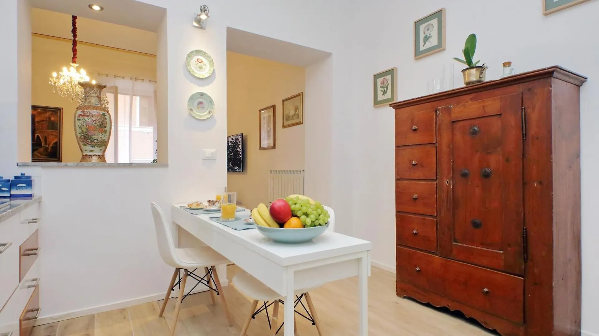 Treasurerome Carmen Suite 0*, Roma
